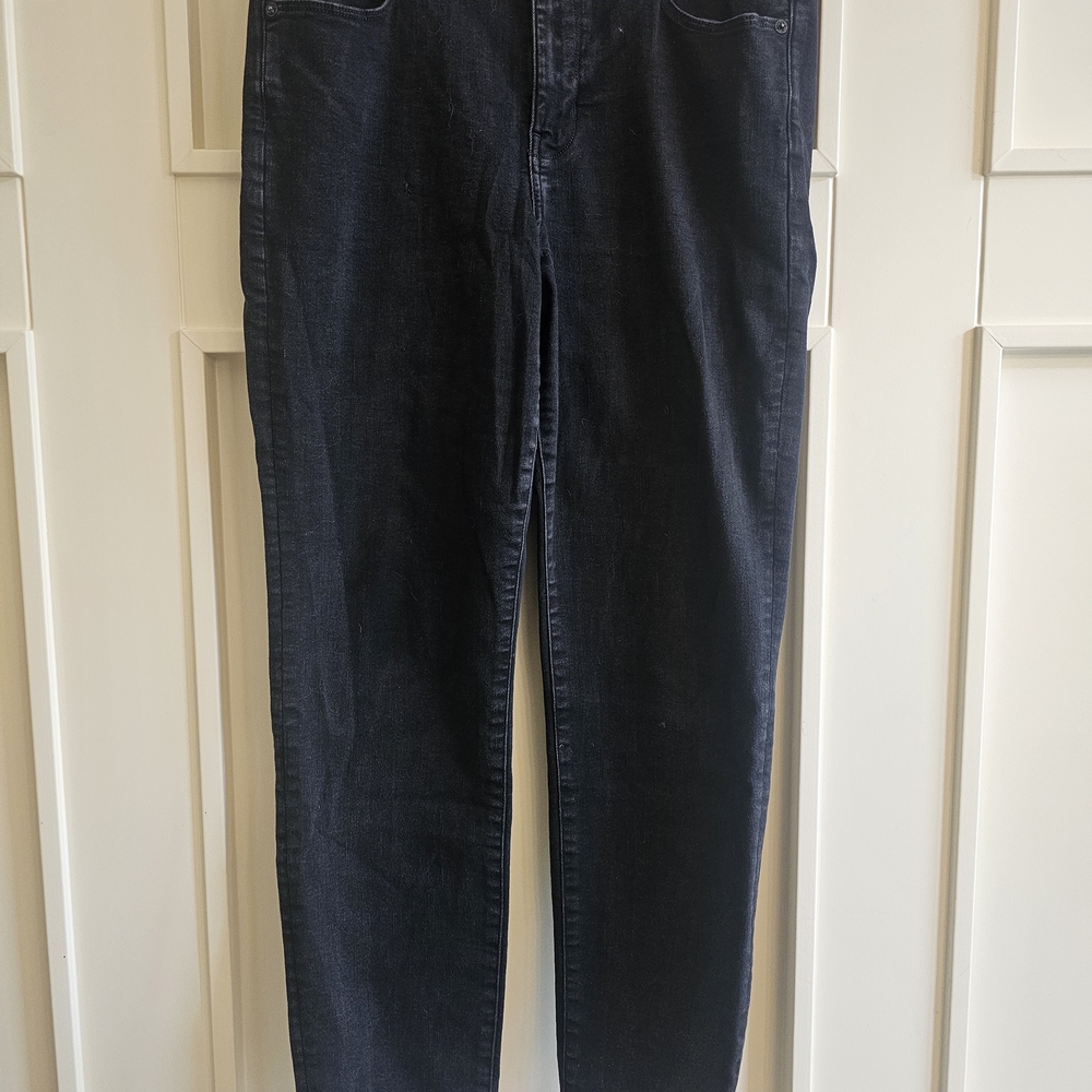 American Eagle Outfitters Dark Blue Straight Leg Jeans